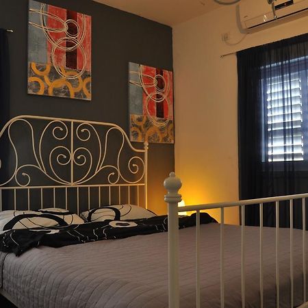 Isra Home Rothschild 8-2 Apartment Бат-Ям Экстерьер фото
