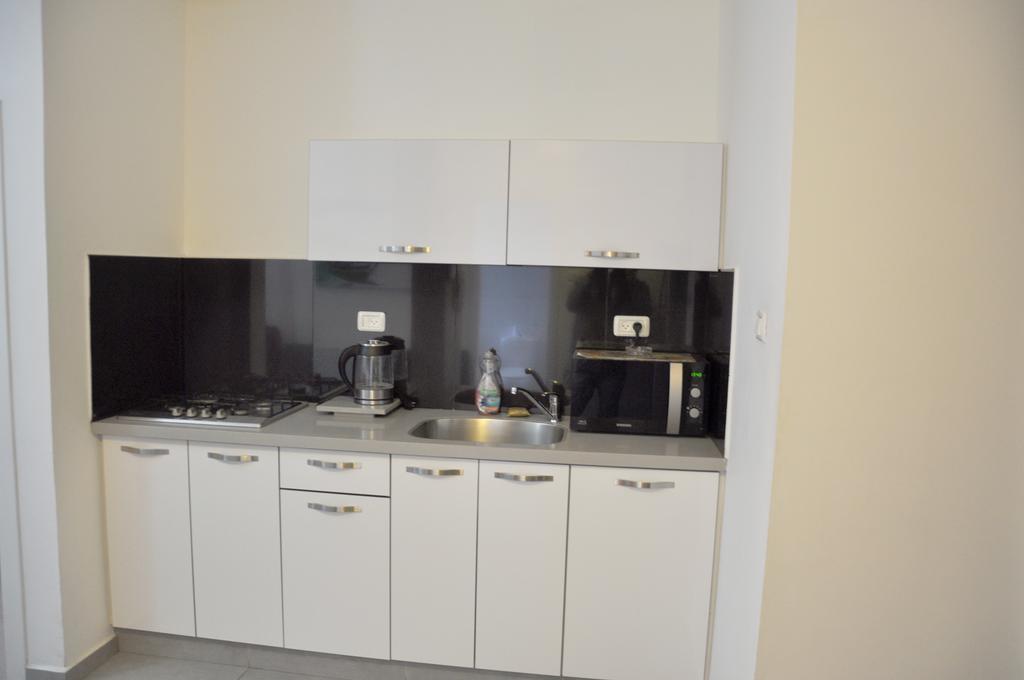 Isra Home Rothschild 8-2 Apartment Бат-Ям Экстерьер фото